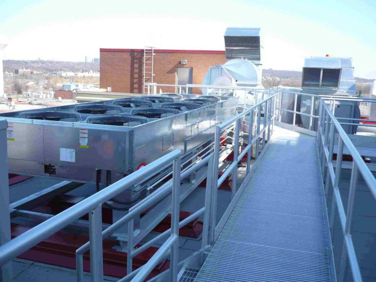 How Does an Air Conditioner Work?